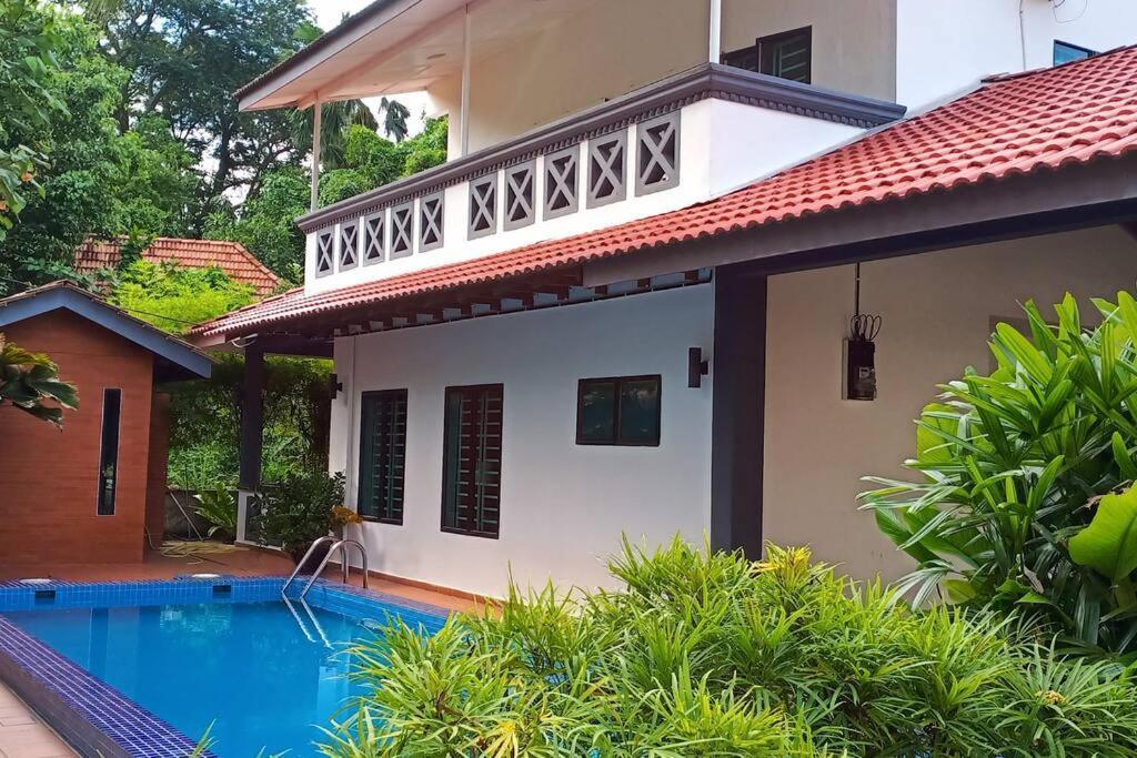 Villa The Bird's Nest Port Dickson